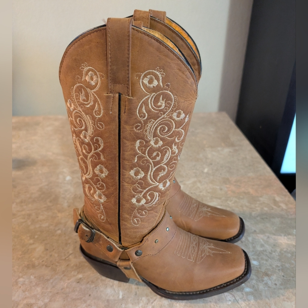 Old Corral Brown Leather With Tan Floral Embroidery Cowgirl Boots Women Size 6